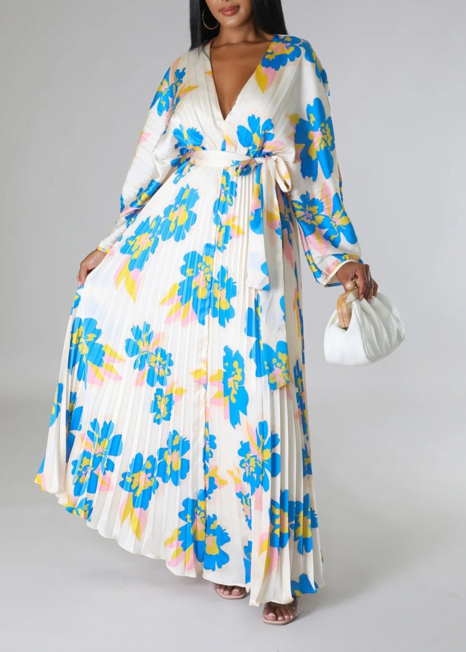Queenin Maxi Dress