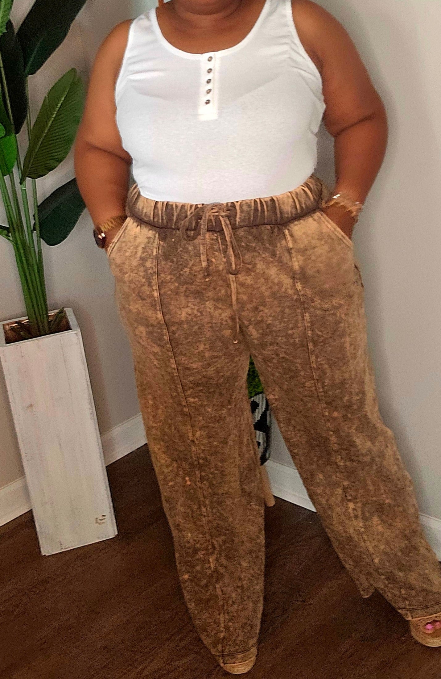 Button cami