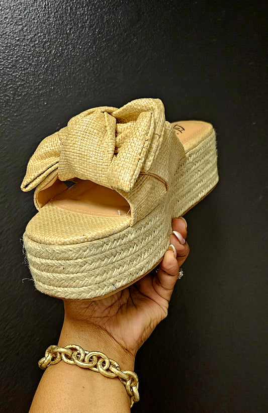 Big Bow wedge