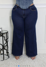 Load image into Gallery viewer, Good fit wide leg jeans ( plus)
