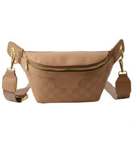 Load image into Gallery viewer, Vegan Leather crossbody ( camel)
