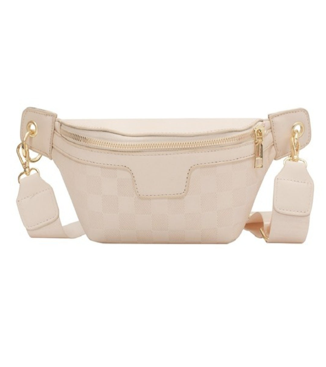 Vegan Leather checkered crossbody (ivory)
