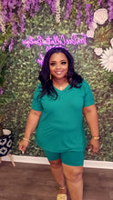 Load image into Gallery viewer, Weekend Set ( Kelly Green)
